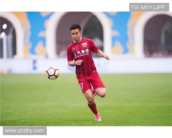 日本足球明星加盟中国联赛引发球迷热议与期待