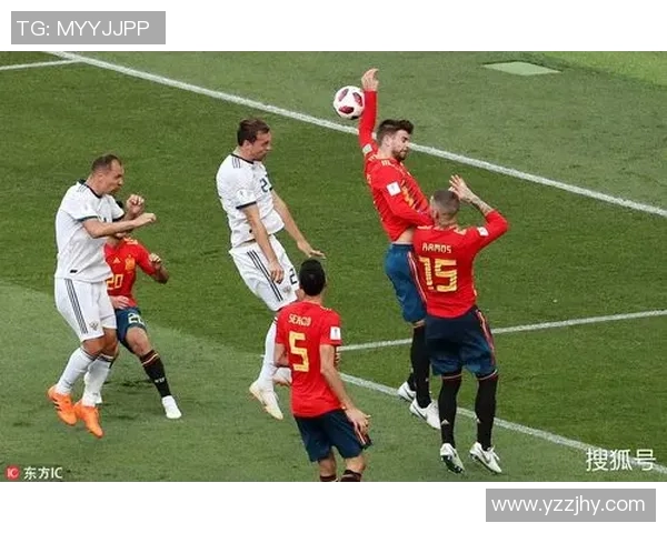 足球明星手球精彩瞬间回顾与经典图片分享